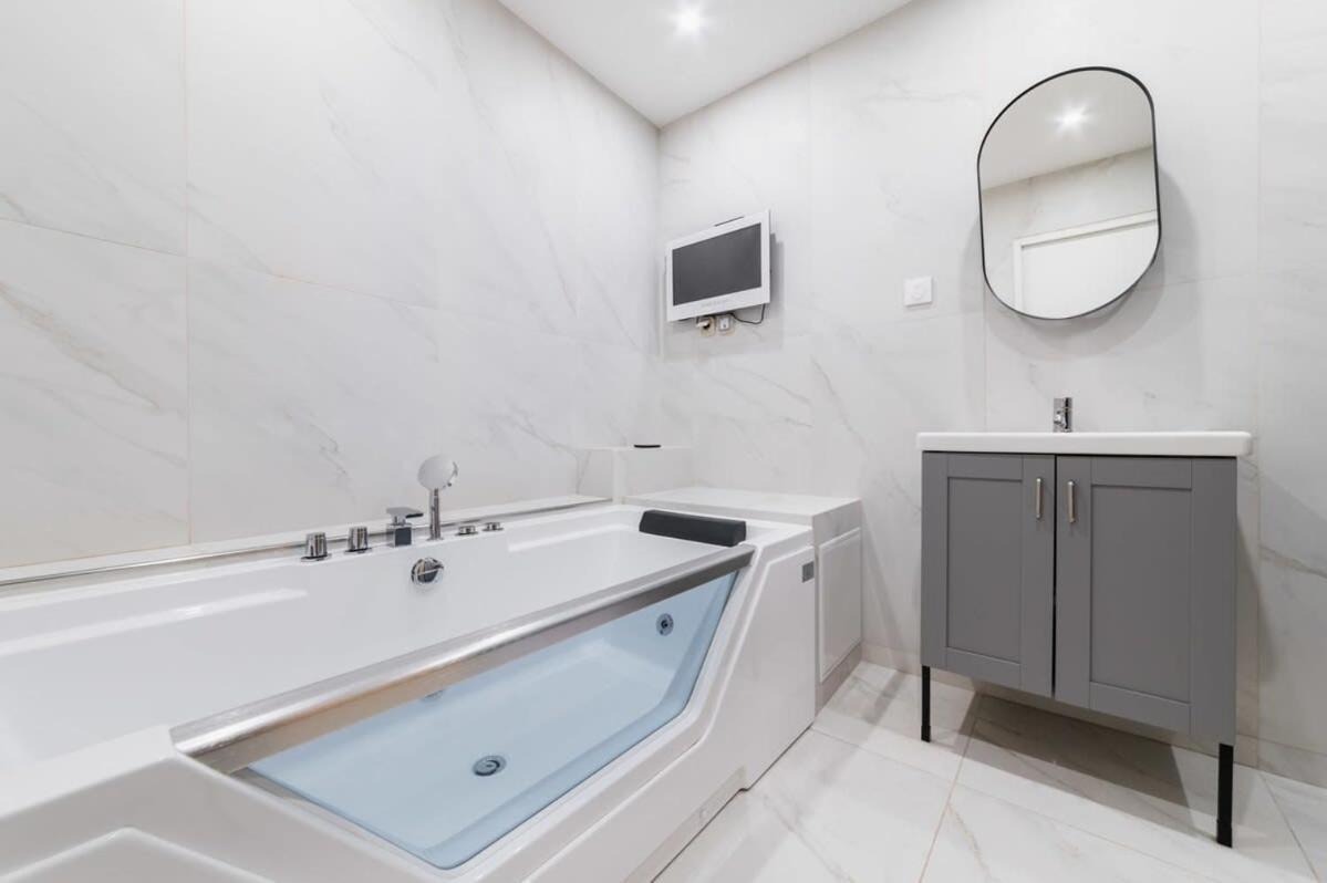 Appartment Cosy Et Agreable Avec Sauna - 4P - Flat-Guest Париж Экстерьер фото